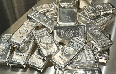 Silver breaches Rs 4 lakh/kg mark; gold at record high
