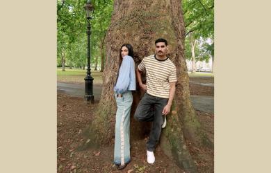 Athiya-Ahan Bond In A Park
