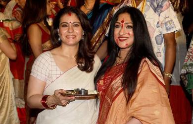 Kajol's Beautiful Sindoor Khela