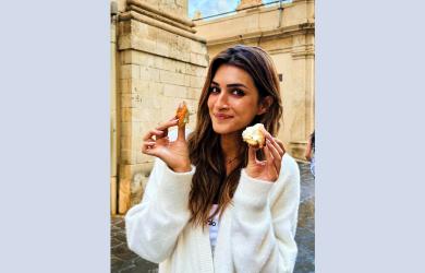 Kriti Wraps Cocktail 2 Shoot