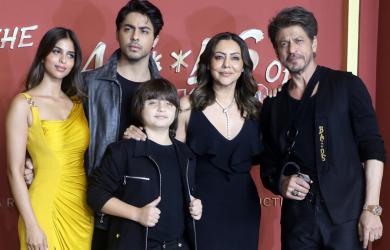 Watch: When Aryan Turned Photographer For Dad