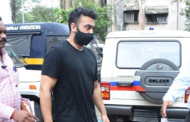 EOW of Mumbai police summon Raj Kundra in Rs 60 cr cheating case