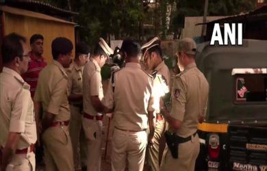 Masked men rob K'taka SBI branch; flee with cash, gold worth Rs 21 cr