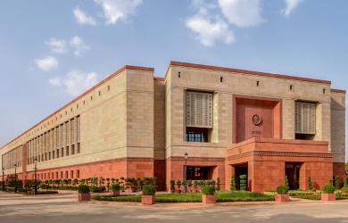 Govt plans bills to remove PM, ministers held on serious charges