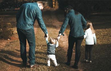 No fundamental right to adopt American child, even if related: Bombay HC