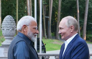 Putin briefs Modi on Alaska talks with Trump on Ukraine war