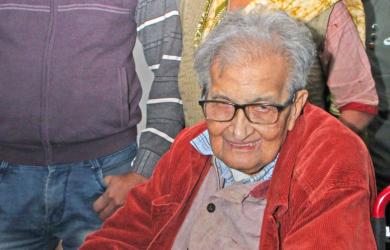 Not only Bengalis...: Amartya Sen amid language row