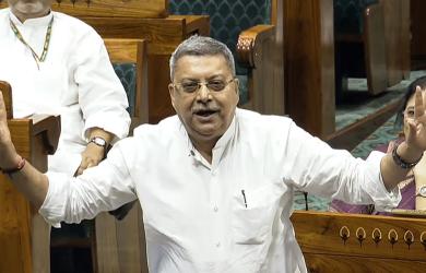 Kalyan Banerjee quits as TMC chief whip in LS amid coordination issues