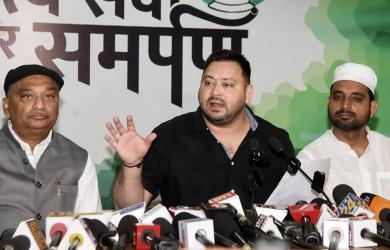 Produce list of infiltrators, Tejashwi dares Amit Shah