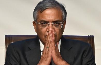 Oppn plans to bring impeachment notice against EC chief over 'voter chori'