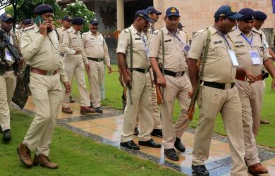 Class 10 student sets teacher on fire over 'love affair'