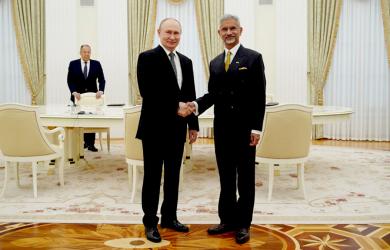 'India Is Laundromat For The Kremlin'