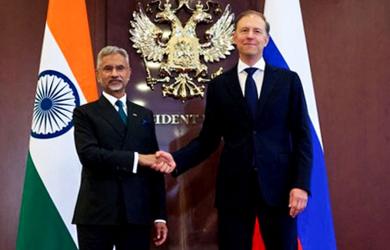 India seeks closer ties with Russia amid Trump tariffs