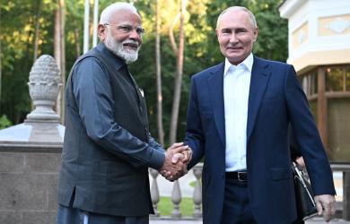 Modi, Putin to attend SCO summit in China