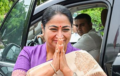 Delhi CM attacker's friend who transferred money detained