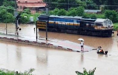 Floods, Drought Mark Changing Monsoon Pattern