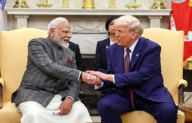 'US should bring India tariffs to zero and apologise'