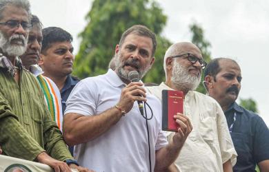 'Congress Needs To Be Realistic In Bihar'