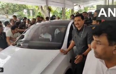 SEE: Eknath Shinde takes a Tesla test drive