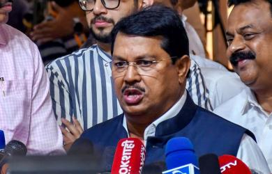 'Why no protest': Cong seeks Maha CLP leader's explanation
