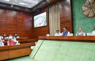 All-party meet: Oppn flags Trump's claims, Pahalgam attack