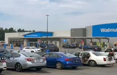11 injured in mass stabbing at Walmart in US