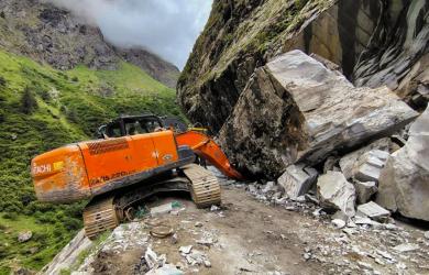 2 soldiers killed, 3 hurt as boulder falls on vehicle in Ladakh