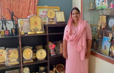 She Brings Smiles Back To Cancer Survivors