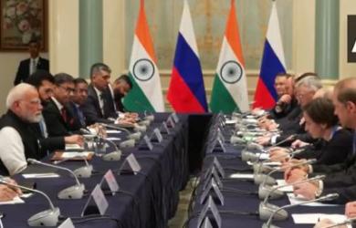Modi meets Putin, calls for ending Ukraine conflict asap