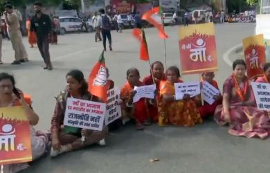 NDA observes 5-hour Bihar bandh over 'abuses' at Modi's mother
