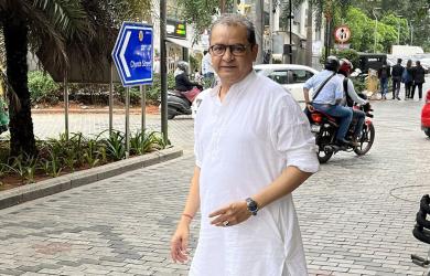 'Reporter with a poet's pen': Sankarshan Thakur dies at 63