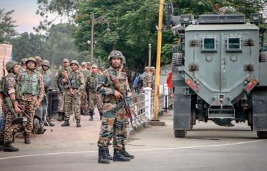 Days before Modi's visit, tension flares in Manipur