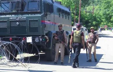Losing local support, J-K terrorists shift to forest bunkers