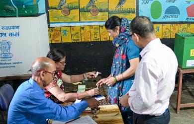 Vote deletion can't be done online: EC on Rahul charge
