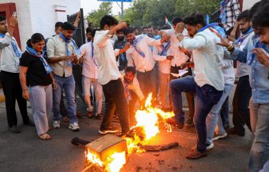 Students paid Rs 2-5 lakh for access to NEET paper: CBI