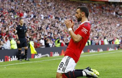 EPL: United survive Chelsea thriller, Liverpool win
