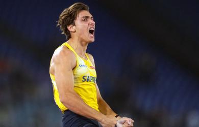 Duplantis breaks world record for 14th time, wins 3rd World title