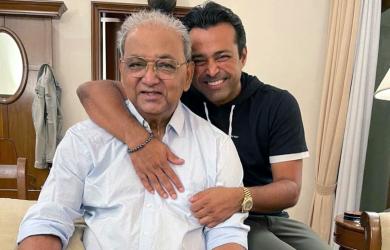 'The passing of Vece Paes draws curtains on a great era of hockey'