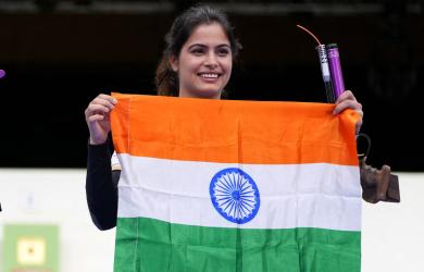 Manu Bhaker's National Anthem Tribute
