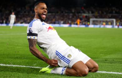 Leeds make winning return to Premier League
