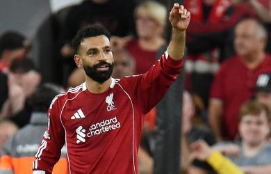 Salah wins PFA Player of the Year award for unprecedented third time