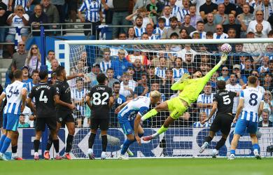 Brighton add to Man City misery with last-gasp win