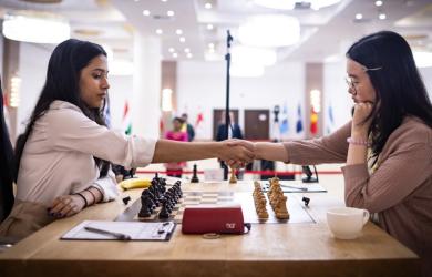 History Maker! Divya Marches Into FIDE World Cup Final