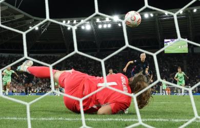 England battle from brink to down Italy and reach Euro final