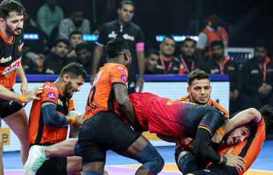 PKL: U Mumba crush Bengaluru Bulls