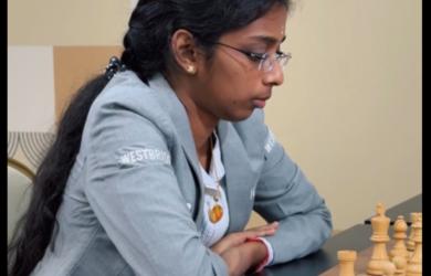 Vaishali takes lead! Unstoppable in Grand Swiss