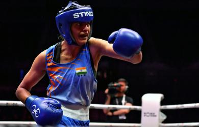 Boxing Worlds: India women create history, men draw blank
