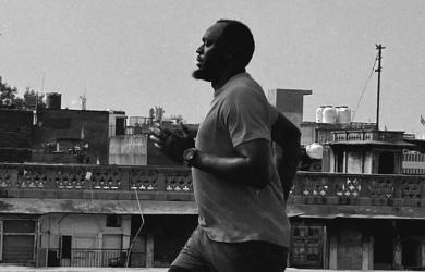 Usain Bolt Sprints Through Delhi's Spice Market