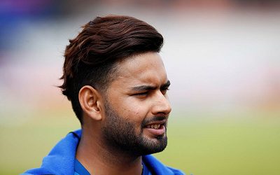 Kohli says Pant 'will take gloves' in opening Test