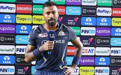 Hardik shoulders blame for loss, apologises to Shami
